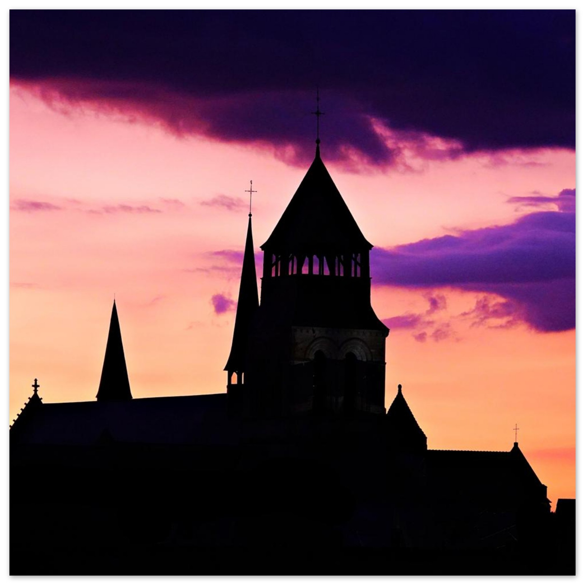 Fontevraud le feu sacré d’un soir tableau aluminium Fontevraud le feu sacré d’un soir tableau aluminium