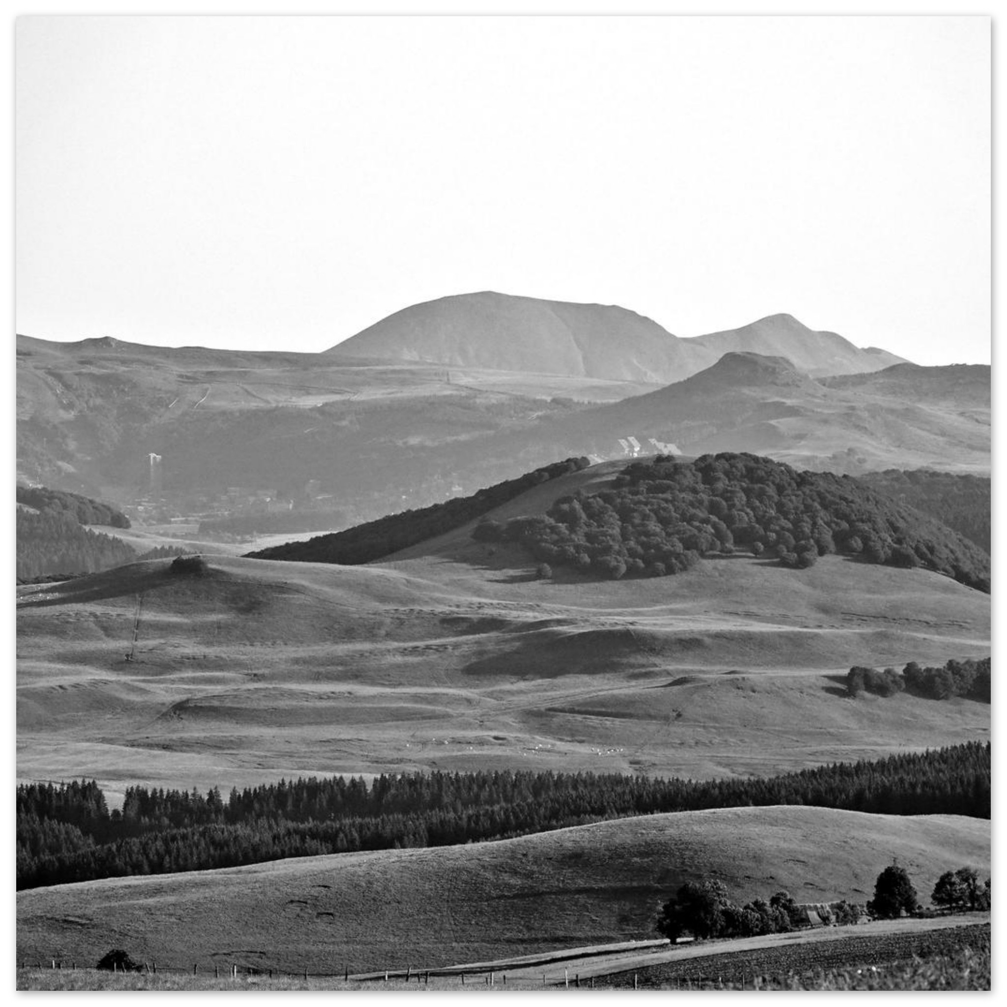 Terre de volcans, terre de résistance, terre d’Auvergne, Terre UNESCO Terre de volcans, terre de résistance, terre d’Auvergne, Terre UNESCO