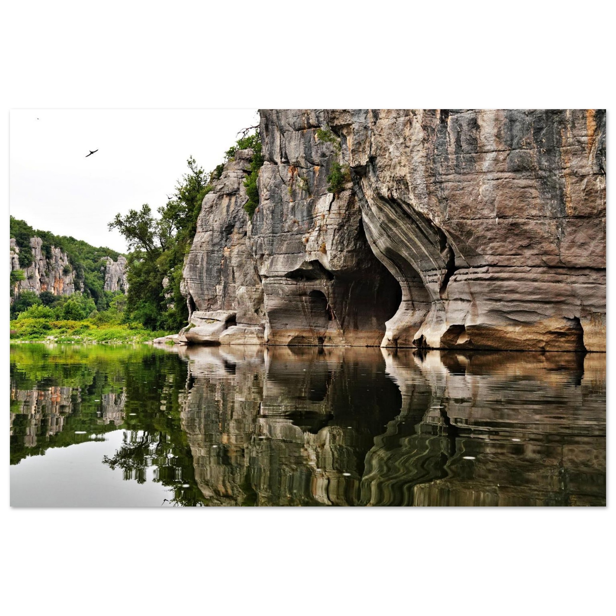 Au cœur de la nature, au cœur de nos responsabilités – Tableau rivière et falaises aluminium Au cœur de la nature, au cœur de nos responsabilités – Tableau rivière et falaises aluminium