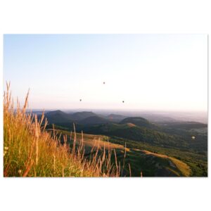 L’Auvergne UNESCO – Tableau photo des volcans au lever du jour L’Auvergne UNESCO – Tableau photo des volcans au lever du jour
