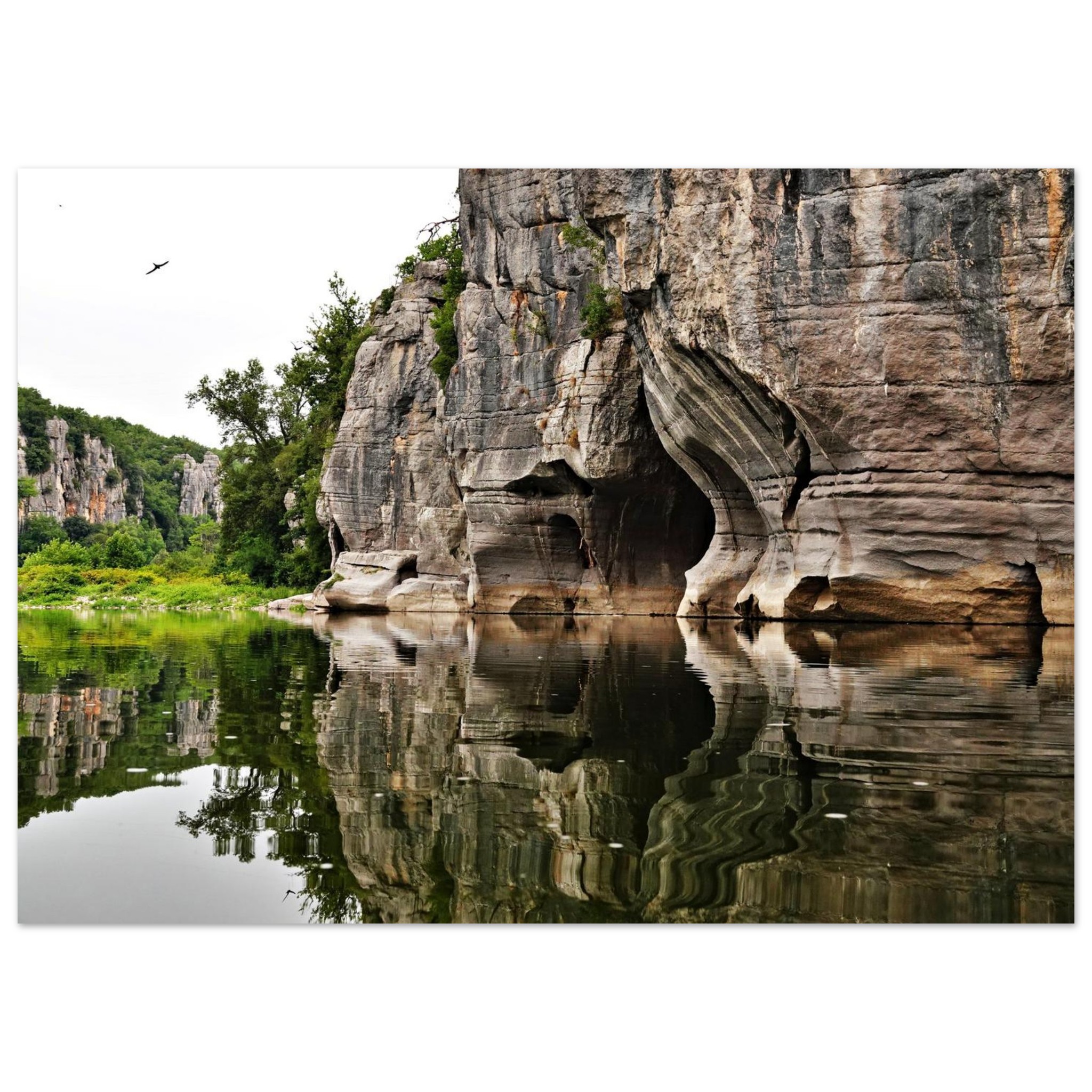 Au cœur de la nature, au cœur de nos responsabilités – Tableau rivière et falaises aluminium Au cœur de la nature, au cœur de nos responsabilités – Tableau rivière et falaises aluminium
