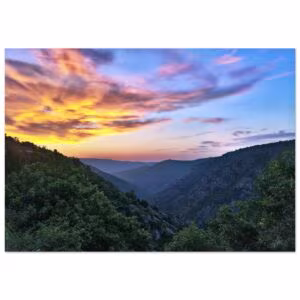 Naissance matinale – Tableau lever de soleil sur montagne Naissance matinale – Tableau lever de soleil sur montagne