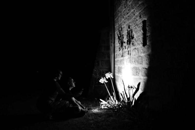 Une nuit en Ardèche : trois regards, une seule scène