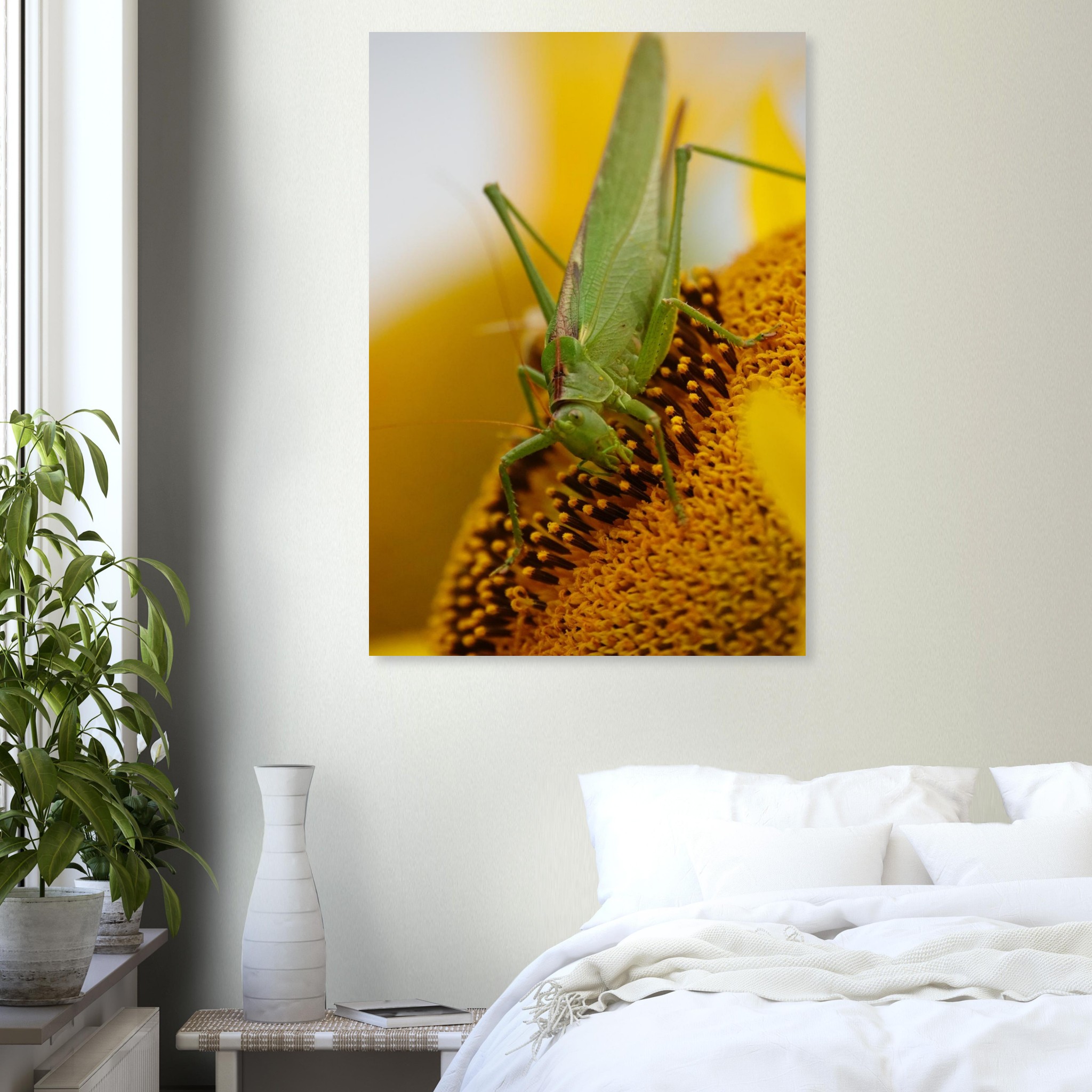 La nature à hauteur d’insecte – Tableau sauterelle sur tournesol La nature à hauteur d’insecte – Tableau sauterelle sur tournesol