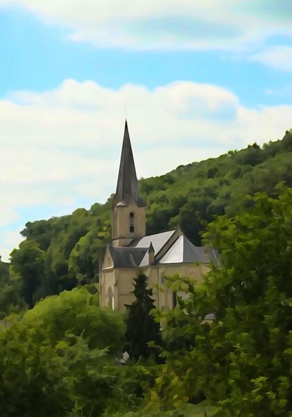 Clocher dans les collines boisées, tableau église dans la verdure