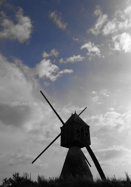 Un moulin, deux ciels, mille émotions, tableau moulin à vent en contre-jour