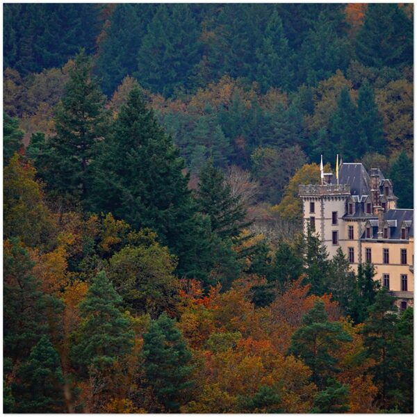 Château dans la forêt d’automne, tableau château dans la forêt d’automne
