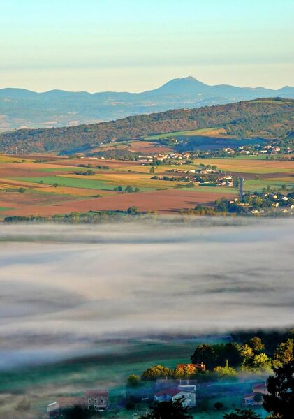 Mer de brume au pied des volcans, tableau mer de brume en Auvergne