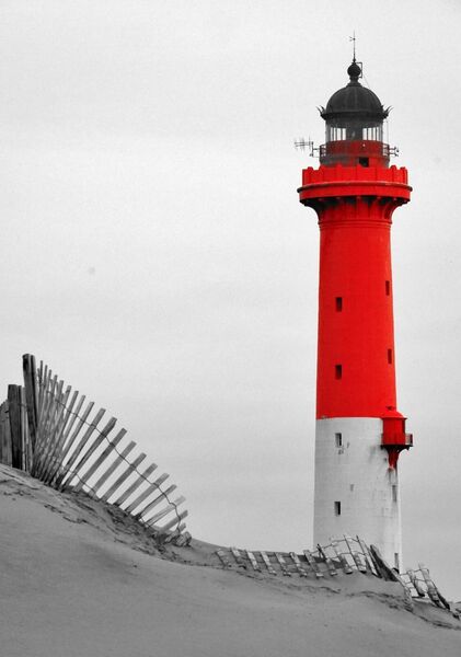 Le phare de la Coubre, rouge sur la dune, tableau phare rouge sur la dune