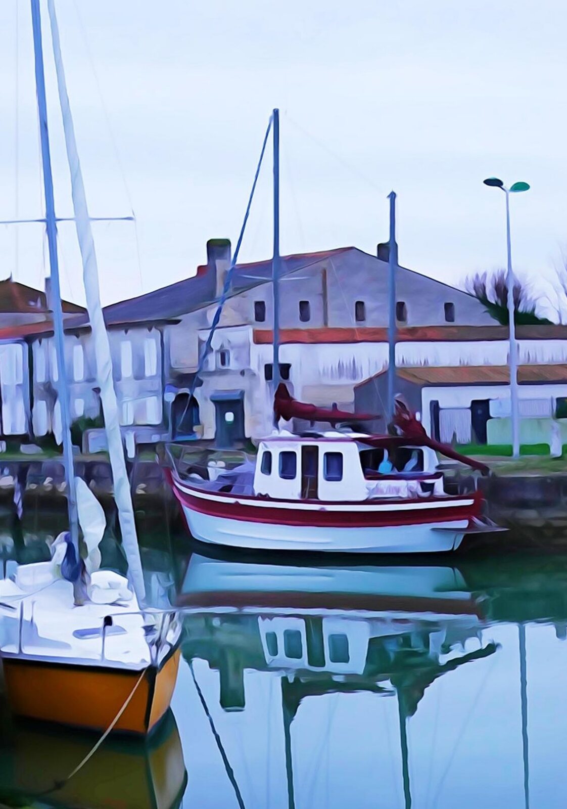 Voiliers au vieux port de La Tremblade, tableau sur aluminium, aperçu dans un intérieur