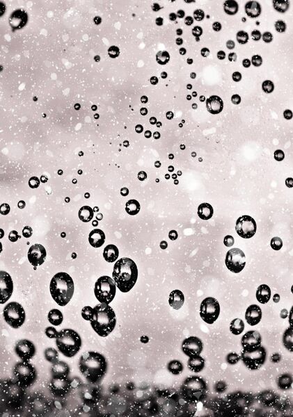 La danse infinie des gouttes gazeuses, tableau bulles en suspension