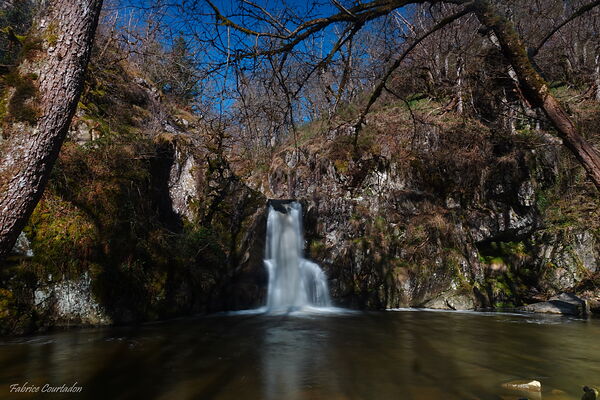 La nature artiste, tableau cascade et bassin en forêt
