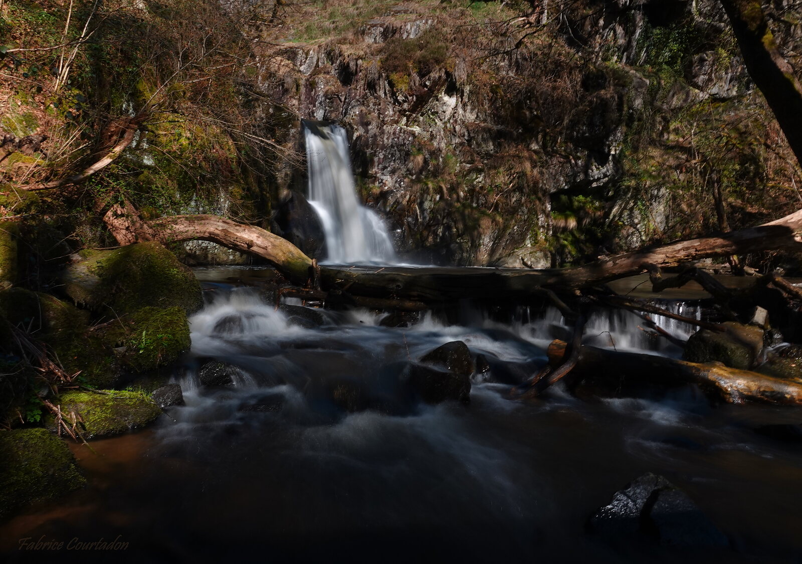 Le chant du torrent, photographie sur toile ou en affiche encadrée, aperçu dans un intérieur