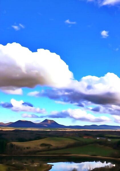 La Chaîne des Puys sous les nuages, tableau Chaîne des Puys et nuages
