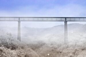 Tableau viaduc des Fades sous la neige Tableau viaduc des Fades sous la neige
